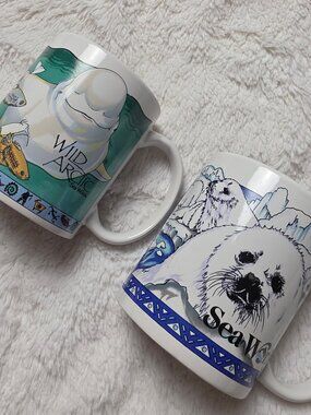 Set of 2 Vintage 90s Seaworld Souvenir Mugs Wild Arctic Beluga Baby Harp Seal